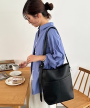 くるみバックルワンハンドルショルダーバッグ