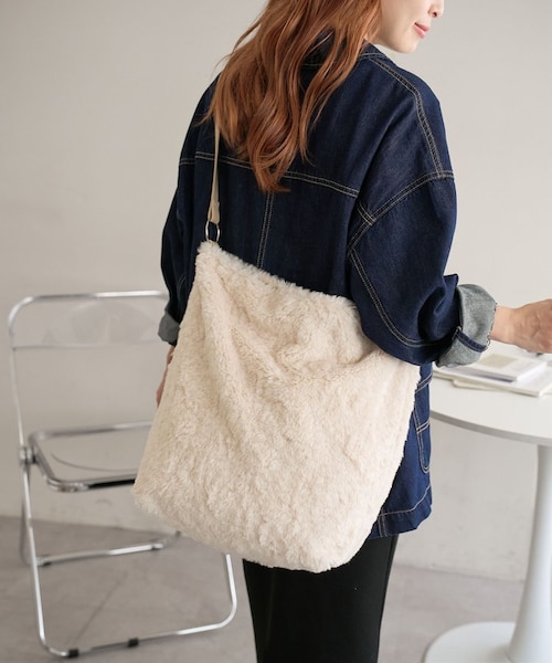 ボアビッグショルダーバッグ｜ディスコートの通販｜&mall（アンド