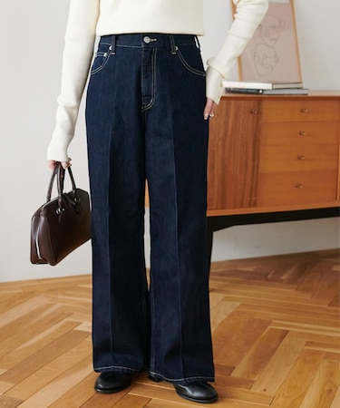 センタープレスストレートデニムパンツ