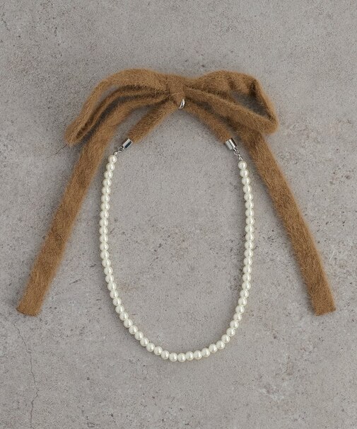 【GOLDY】バックシャギーリボンパールネックレス