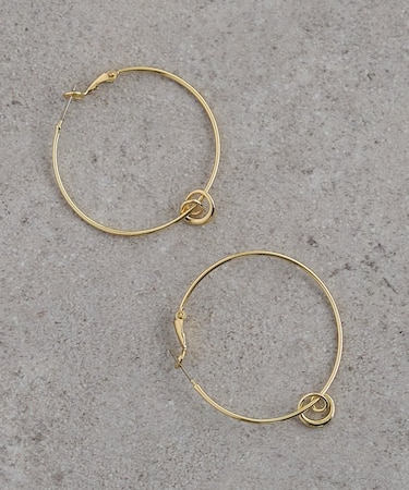 【GOLDY】カーリーチャームフープピアス