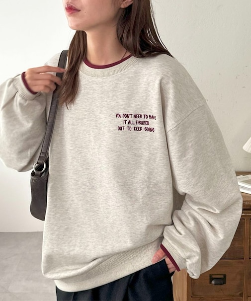 【ユニセックス】ラインリブワンポイント刺繍スウェット