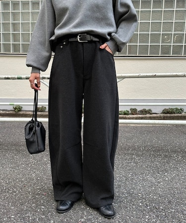 【ユニセックス】ウールライクバレルレッグパンツ