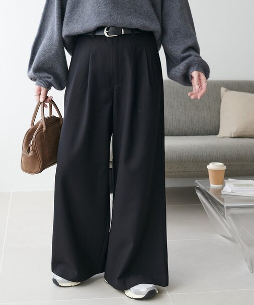 【こなれ感と快適さを両立】ウールブレンドワイドパンツ