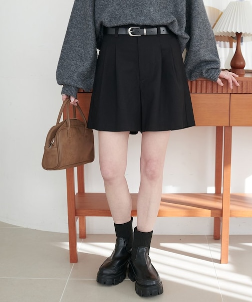 【洗濯可能/美シルエット】ウールブレンドショートパンツ