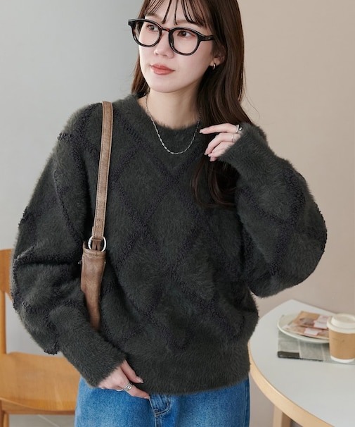 フェザーヤーンダイヤ柄プルオーバー