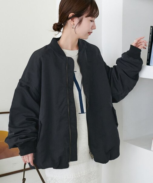 【軽量/袖取り外し可/ユニセックス】ライトメモリー2WAYボンバーブルゾン