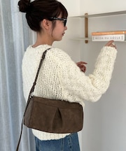 フロントタックスクエアショルダーバッグ