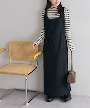 Uネックノースリワンピース