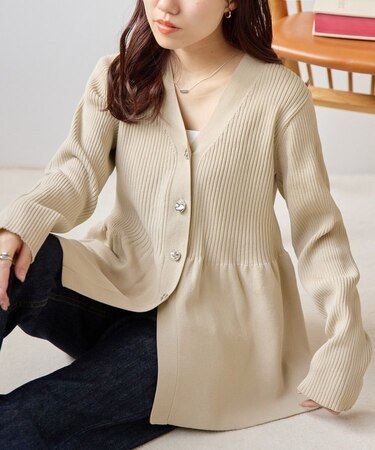 リブメタル釦ペプラムカーディガン