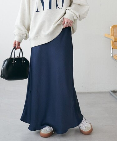 サテンマーメイドスカート