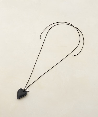 【GOLDY】レザー調ハートネックチャームネックレス