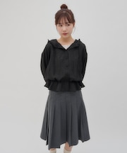 【umm.】フード付き裾フリルシャツ