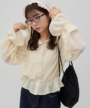 【umm.】フード付き裾フリルシャツ