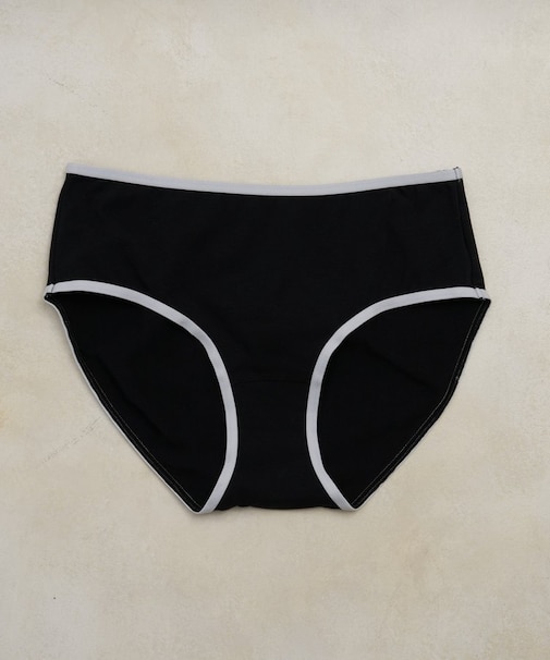 【RELA】吸水速乾ショーツ