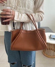 軽量シュリンクショルダーバッグ