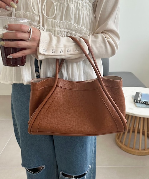 軽量シュリンクショルダーバッグ