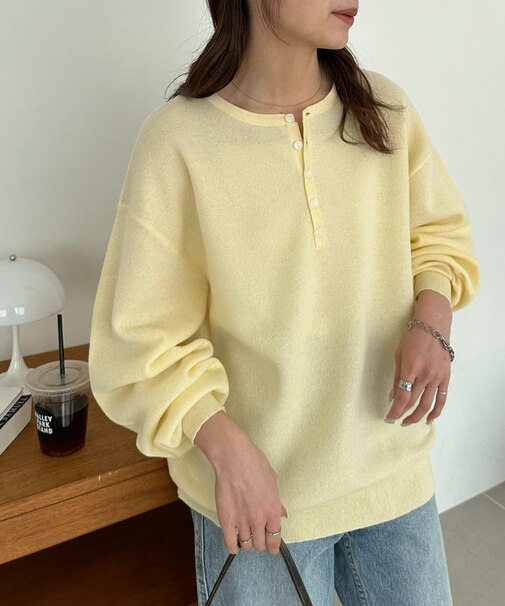 【ユニセックス】スウェットライクヘンリーネックニット