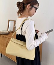 くったりロールフラップショルダーバッグ