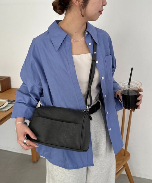 ヴィンテージ調パイピングショルダーバッグ