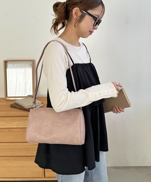 ヴィンテージ調パイピングショルダーバッグ