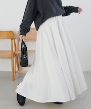 タックギャザーフレアスカート