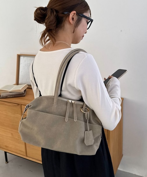 サイドベルトソフトボストンバッグ