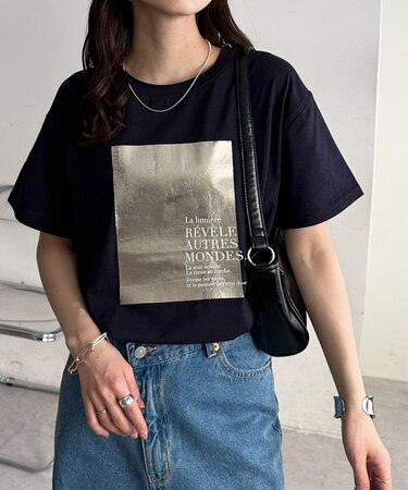 箔プリントTシャツ