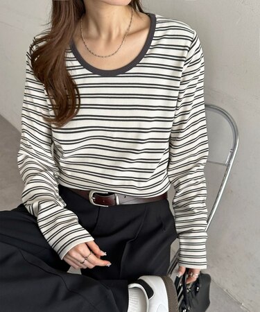 リブUネックロングスリーブ