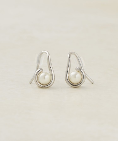 【GOLDY】プチインパールピアス