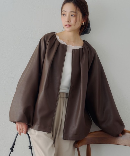 【Noka】ノーカラーギャザーレザーブルゾン