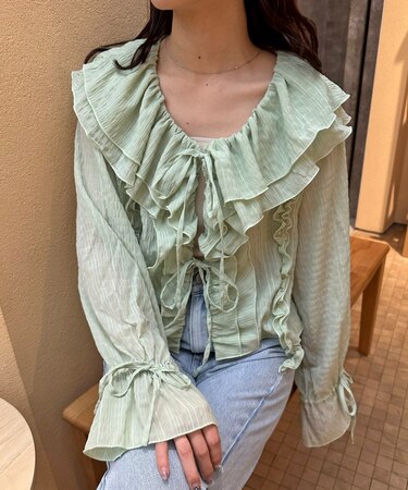 【umm.】生地ジャガードフリルブラウス