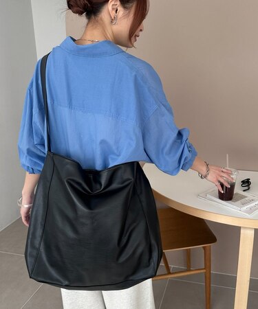 くったりビッグショルダーバッグ