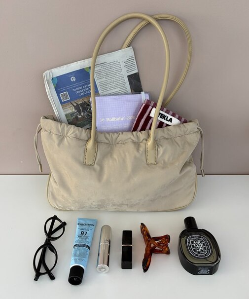 ヌバック調ドロストボストンバッグ