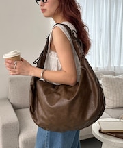 ギャザーリングビッグショルダーバッグ