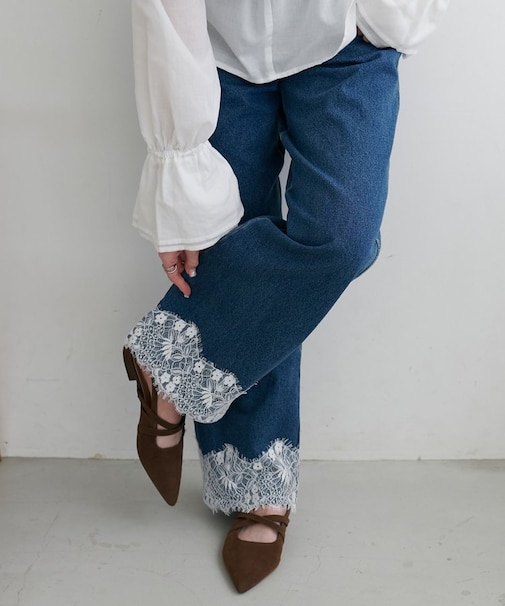 ライトオンス裾レースデニムストレートパンツ