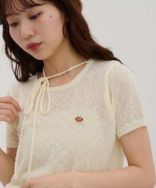 【umm.】プレート付チョーカー半袖プルオーバー