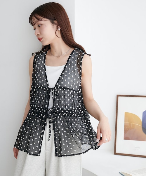 花柄シアーベスト｜ディスコートの通販｜&mall（アンドモール）三井