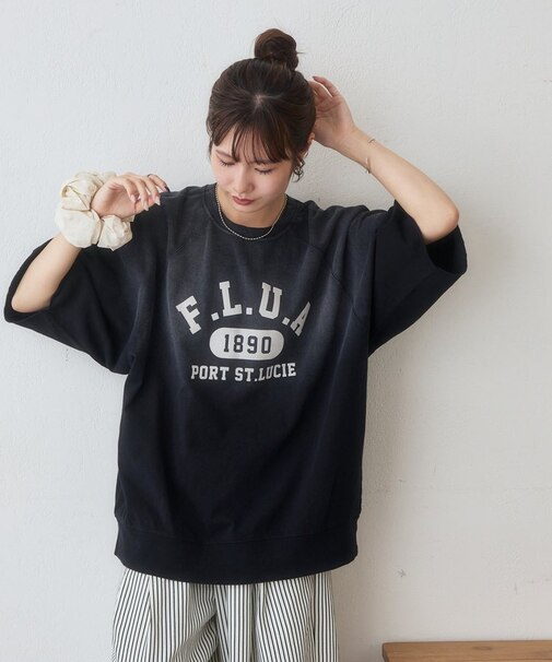 【Enlude】ラグランフロッキーロゴプリントTシャツ《ユニセックス》