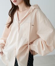 刺繍入りフードシャツ