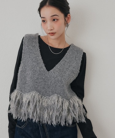 裾フリンジニットベスト