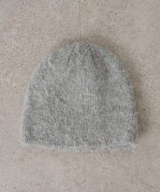 【トレンド感をプラス】ブラッシング刺繍ビーニー