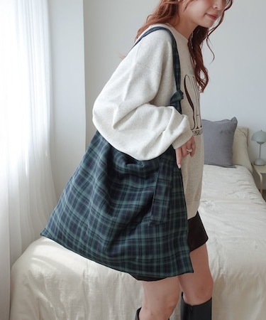 【荷物がたっぷり入る◎】チェック柄ビッグトートバッグ