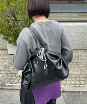 ソフトビッグラウンドボストンバッグ