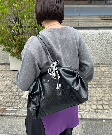 ソフトビッグラウンドボストンバッグ