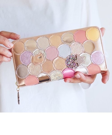 新マルチドット ラウンドファスナー長財布【キラキラでかわいい！本革のやわらかな風合い】