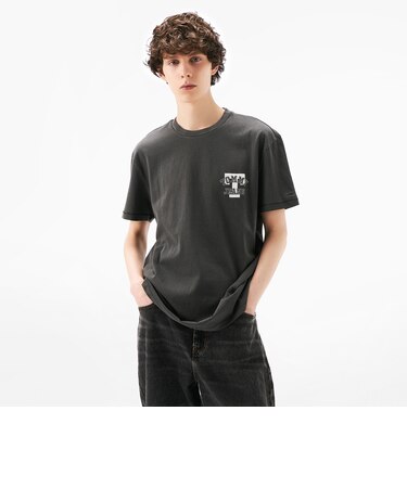 レギュラーフィットグラフィックTシャツ