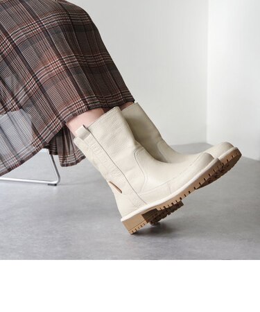 【MINNETONKA/ミネトンカ】 ハーフブーツ 23M13