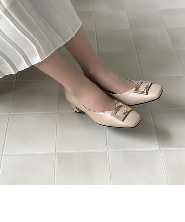 【牛革】デザインバックル 5.5cmヒールパンプス