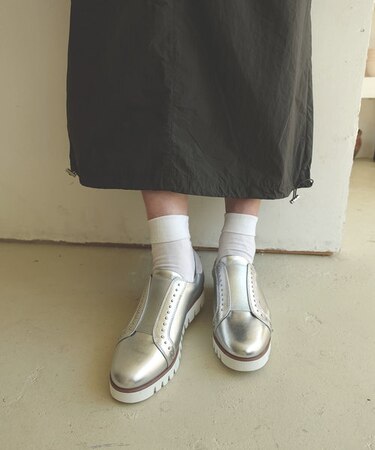 フロントゴアスニーカー / ND24500